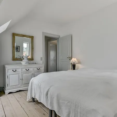 Ferienhaus Stefanie - 10m From The Sea By Interhome Tranekær