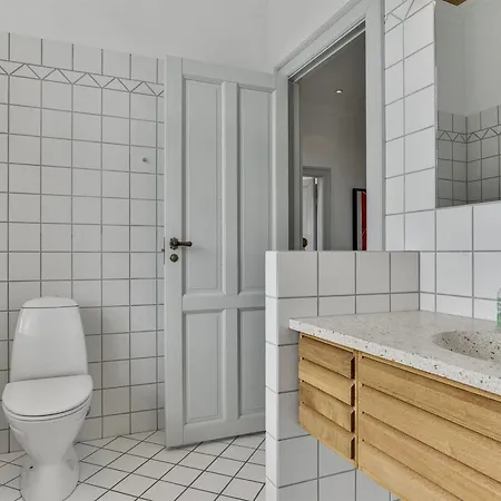 Stefanie - 10m From The Sea By Interhome Tatil Evi Tranekær