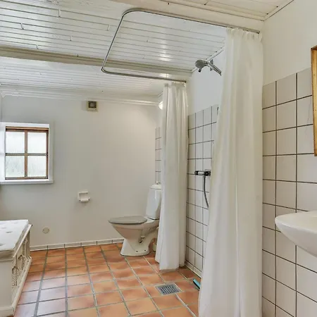 Stefanie - 10m From The Sea By Interhome Tatil Evi Tranekær