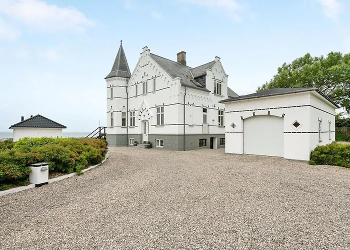 Stefanie - 10m From The Sea By Interhome Tranekær