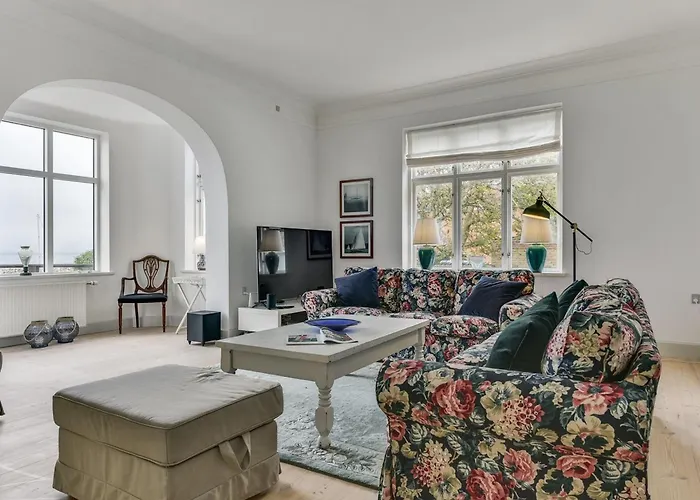 Ferienhaus Stefanie - 10m From The Sea By Interhome